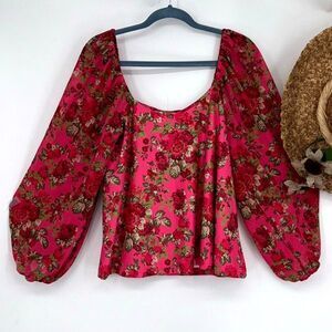 Smith & Quinn Off Shouder Floral Cropped Balloon sleeve Blouse‎ Small